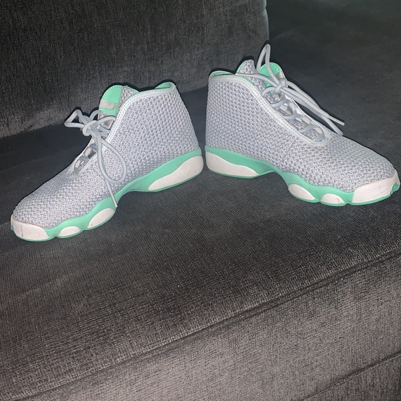 Grey Jordans - Picture 4 of 7